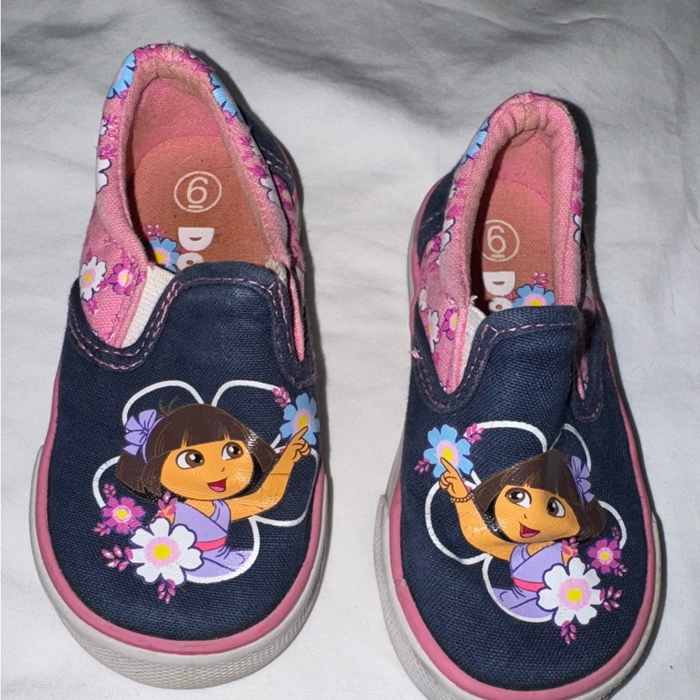 Dora The Explorer Slip On Canvas Tennis Shoes Nick Jr Size 6 Toddler Floral